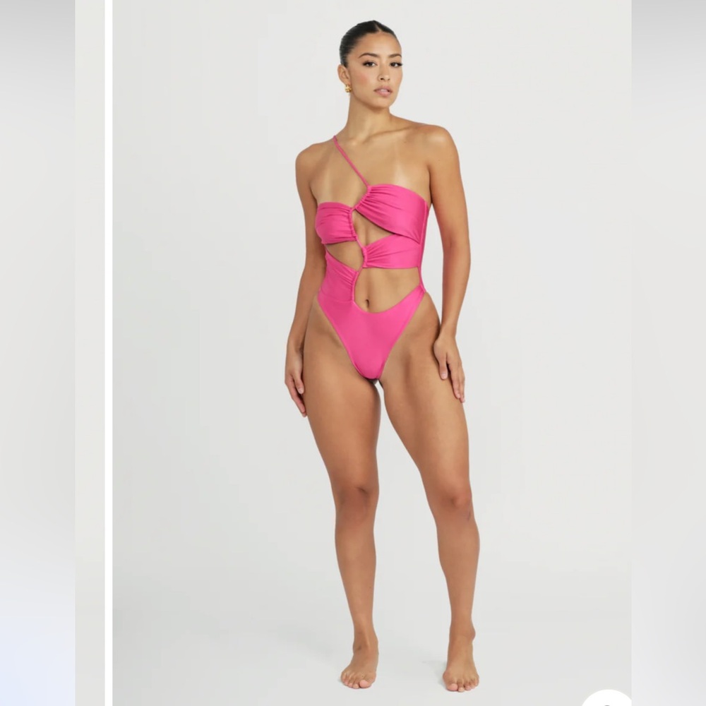 NWT Riot Swim Biscayne Hot Pink One Piece Swimsuit Size Small